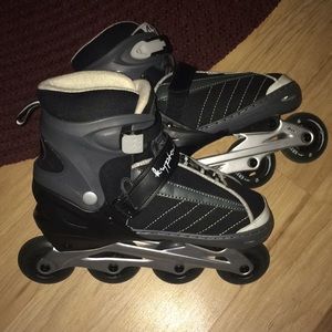 Roller blades